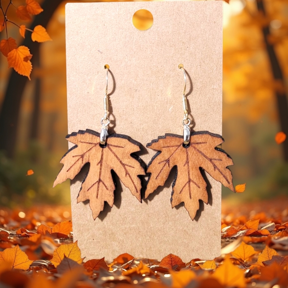 🪵 Maple Leaf Earrings